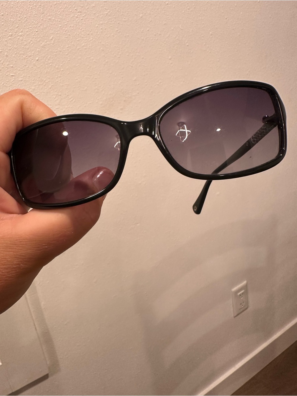 Coach Women's Black Sunglasses with Decorative Temple
